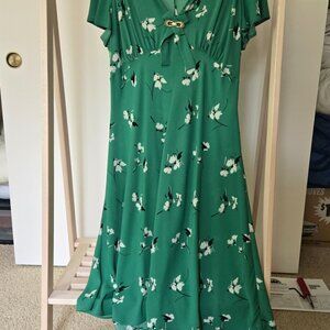 Pretty Green Midi-Dress, Retro 40's styling, Size 18 (fits a size 16)